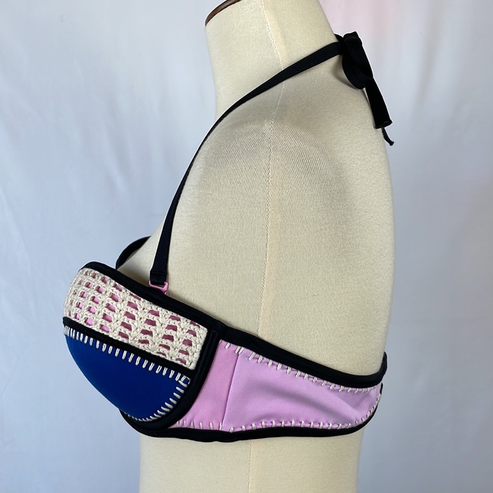 Victoria's Secret Blue Pink and Ivory Bikini Top w/Crochet Detail - Size 34D - Picture 5 of 15
